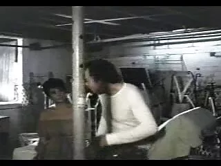 trẻ Lacey James, một người bạn phim set nhat ban 2019 của mình và mưa